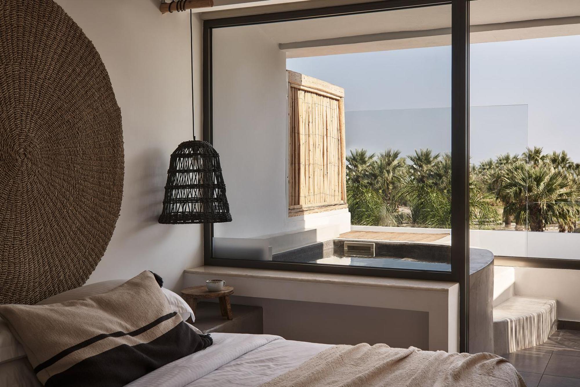 Superior Double Room Outdoor Jacuzzi